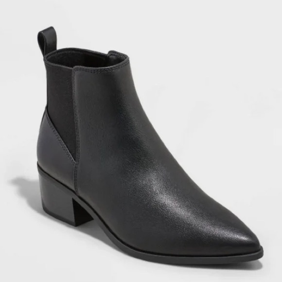 NWT Women's Gwen Wide Width Low Shaft Heeled Boots - A New Day Black 7W - Picture 1 of 6